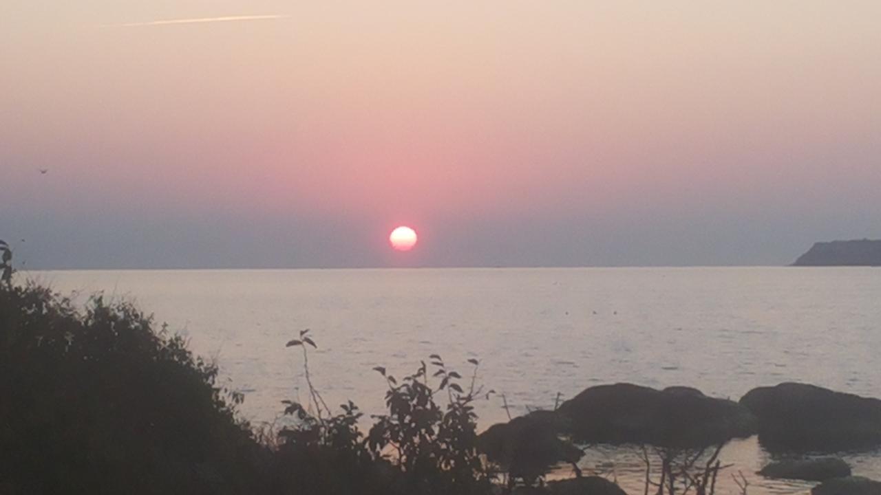 Sveti Nikola Apartment Chernomorets Bagian luar foto